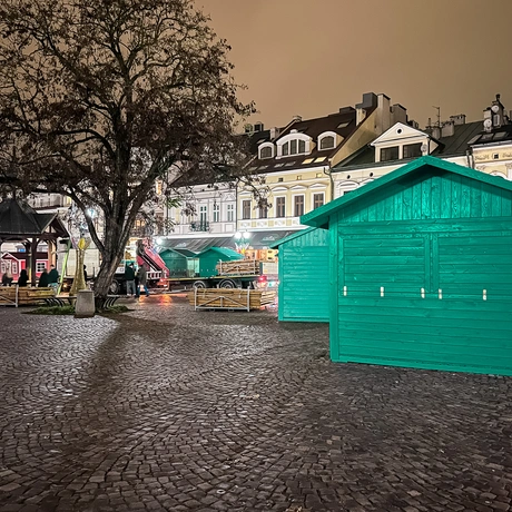 Rzeszów - Budowa Świątecznego Miasteczka w Rzeszowie - fot 14