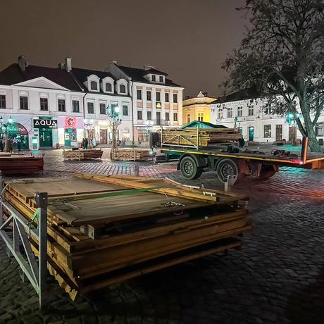 Rzeszów - Budowa Świątecznego Miasteczka w Rzeszowie - fot 1