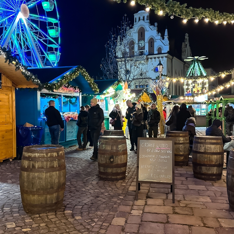 Rzeszów - Świąteczne Miasteczko na rzeszowskim Rynku [2025/2026] - fot 22