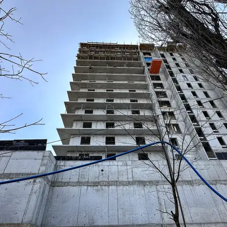 Rzeszów - Budowa 17-piętrowego wieżowca przy rondzie Pobitno - Lwowska 33 [marzec 2026] - fot 20