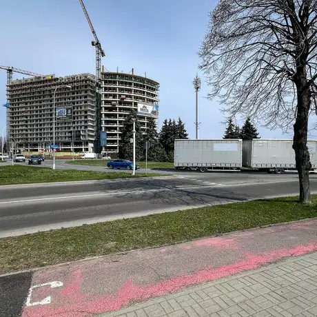 Rzeszów - Budowa 17-piętrowego wieżowca przy rondzie Pobitno - Lwowska 33 [marzec 2026] - fot 8