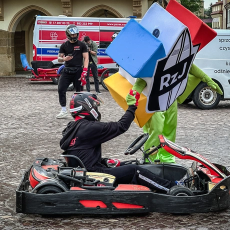 Rzeszów - Inauguracja 31. Rzeszowskich Juwenaliów na Rynku - fot 18