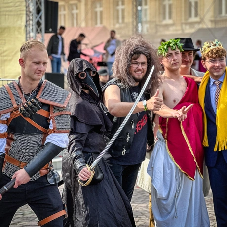 Rzeszów - Inauguracja 31. Rzeszowskich Juwenaliów na Rynku - fot 5
