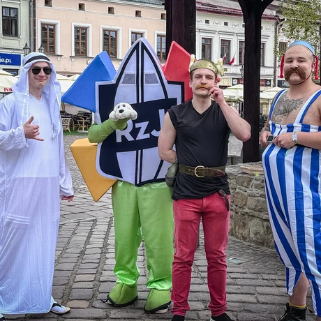 Rzeszów - Inauguracja 31. Rzeszowskich Juwenaliów na Rynku - fot 1