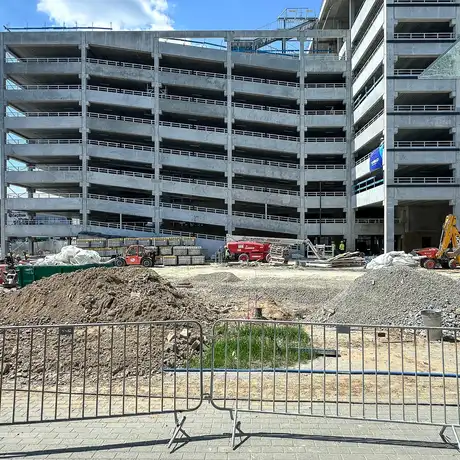 Rzeszów - Budowa piętrowego parkingu i lądowiska przy KSW nr 2 w Rzeszowie [maj 2026] - fot 17