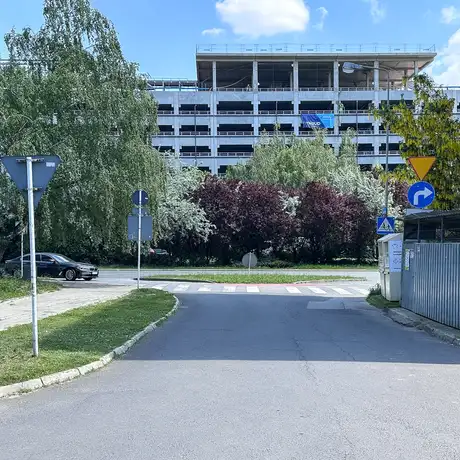 Rzeszów - Budowa piętrowego parkingu i lądowiska przy KSW nr 2 w Rzeszowie [maj 2026] - fot 30