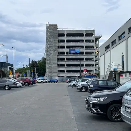 Rzeszów - Budowa piętrowego parkingu i lądowiska przy KSW nr 2 w Rzeszowie [maj 2026] - fot 26
