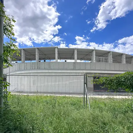 Rzeszów - Budowa Podkarpackiego Centrum Lekkiej Atletyki przy ul. Wyspiańskiego [maj 2026] - fot 18