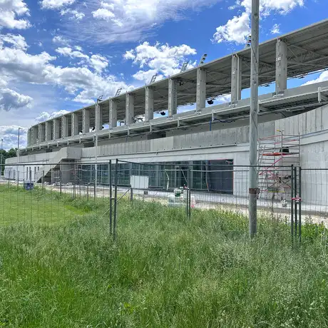 Rzeszów - Budowa Podkarpackiego Centrum Lekkiej Atletyki przy ul. Wyspiańskiego [maj 2026] - fot 19