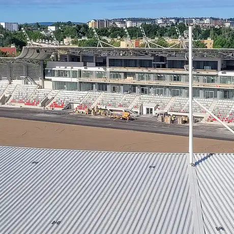 Rzeszów - Budowa Podkarpackiego Centrum Lekkiej Atletyki przy ul. Wyspiańskiego [maj 2026] - fot 3