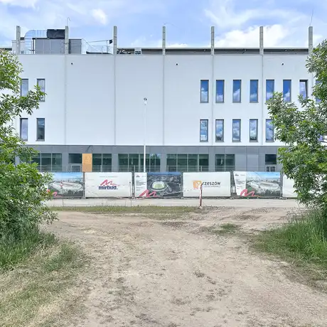 Rzeszów - Budowa Podkarpackiego Centrum Lekkiej Atletyki przy ul. Wyspiańskiego [maj 2026] - fot 24