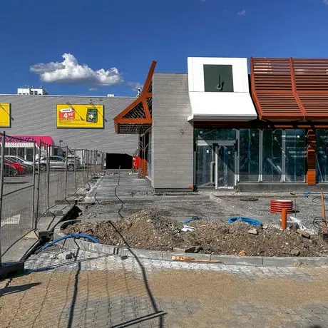 Rzeszów - Budowa restauracji McDonald's przy E. Leclerc Rzeszów - fot 10