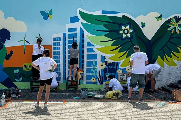 Mural w rejonie hali Podpromie