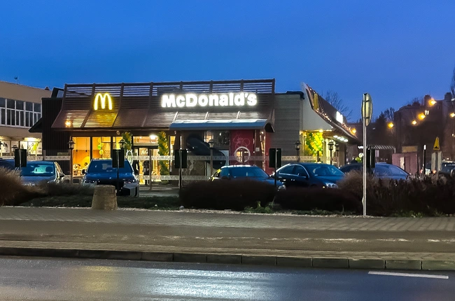 McDonald's + McDrive