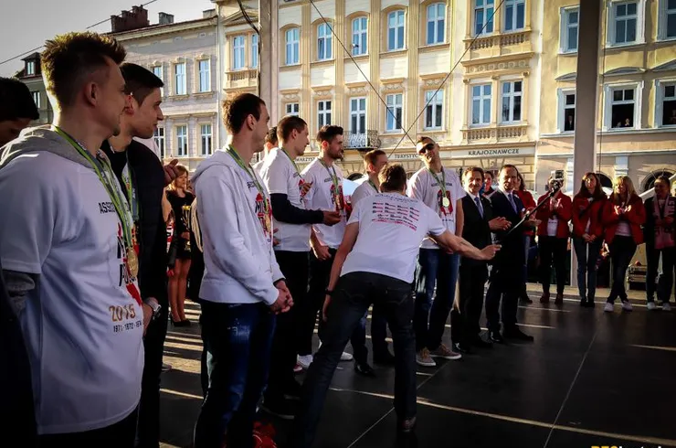 Rzeszów - Asseco Resovia Mistrzem Polski. Feta na rynku