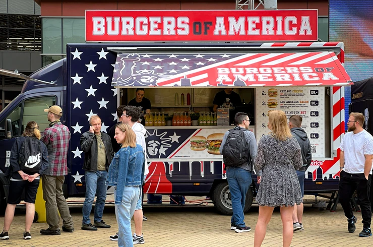 Żarciowozy - zlot food trucków w Millenieum Hall