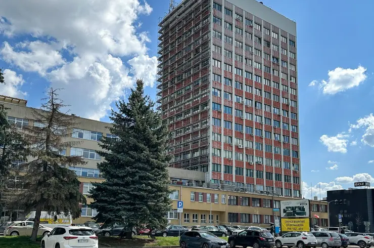 Modernizacja 15-piętrowego biurowca na ul. Geodetów w Rzeszowie [kwiecień 2025]