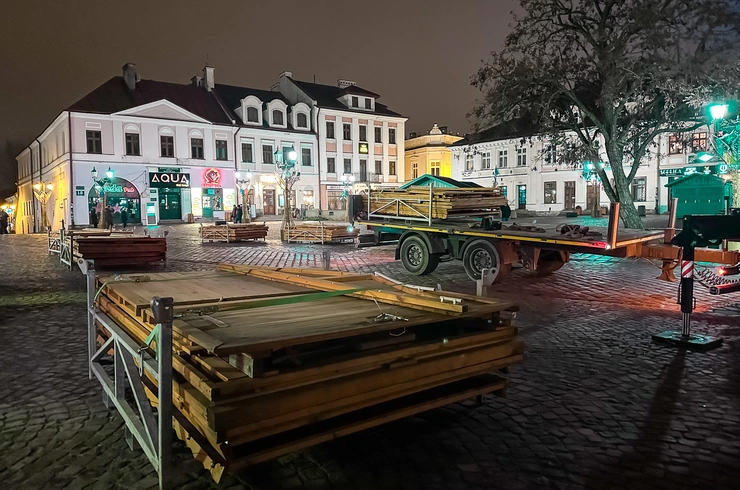 Budowa Świątecznego Miasteczka w Rzeszowie