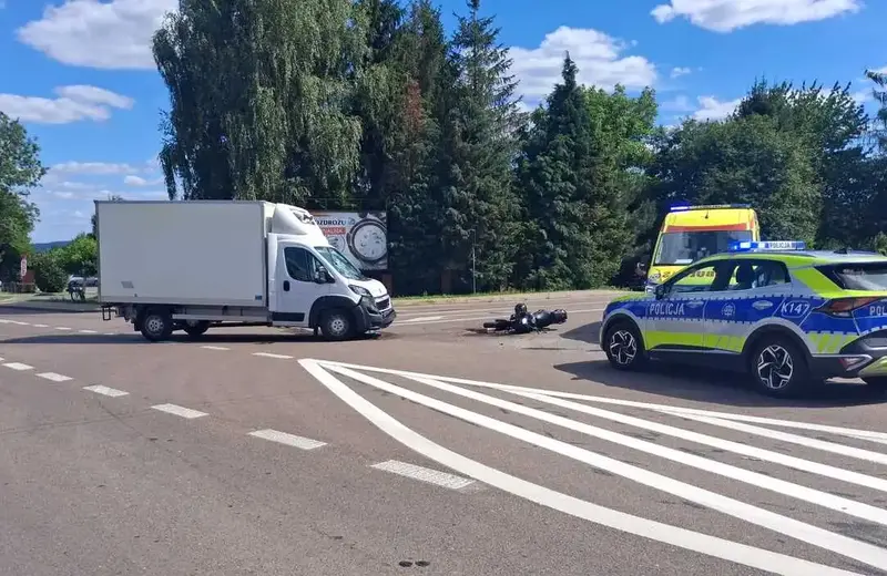 Dwa zdarzenia z udziałem motocyklistów na drogach Rzeszowa i powiatu