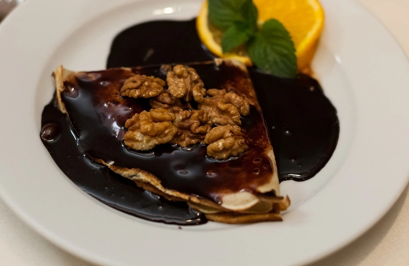 Rozpocznij tydzień z deserami i darmową kawą w restauracji Liszt