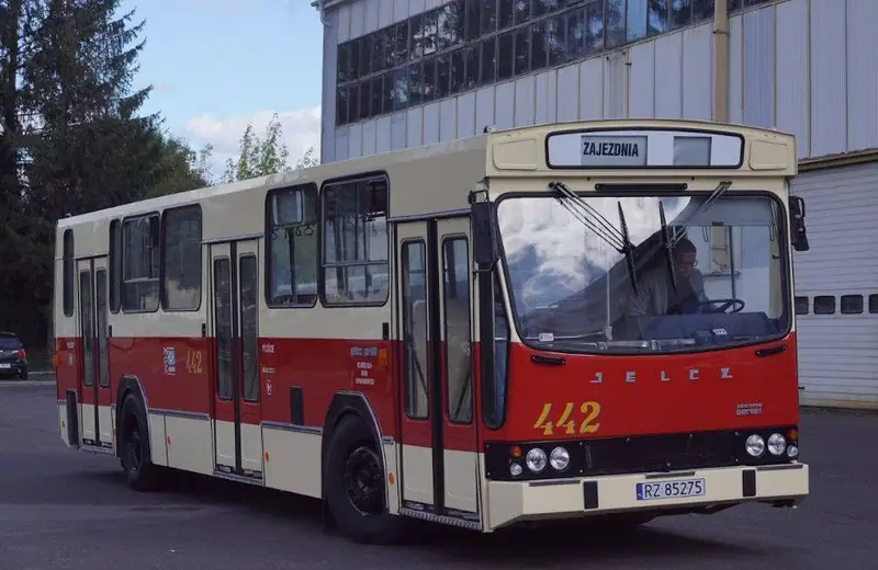 Na 27. Finał WOŚP w Rzeszowie mieszkańcy mogą dojechać zabytkowym autobusem