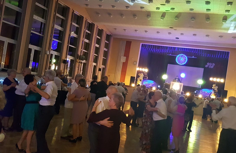 Potańcówka Karnawałowa na zakończenie zimowych zabaw dla seniorów