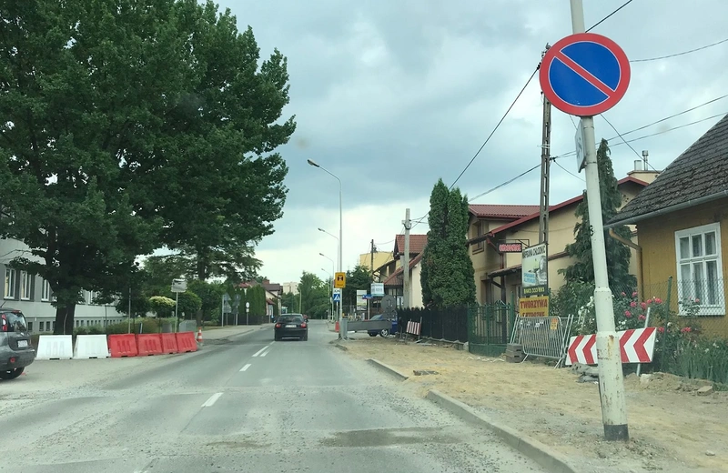 W czwartek utrudnienia na ul. Wierzbowej. Będą układać nową nawierzchnię
