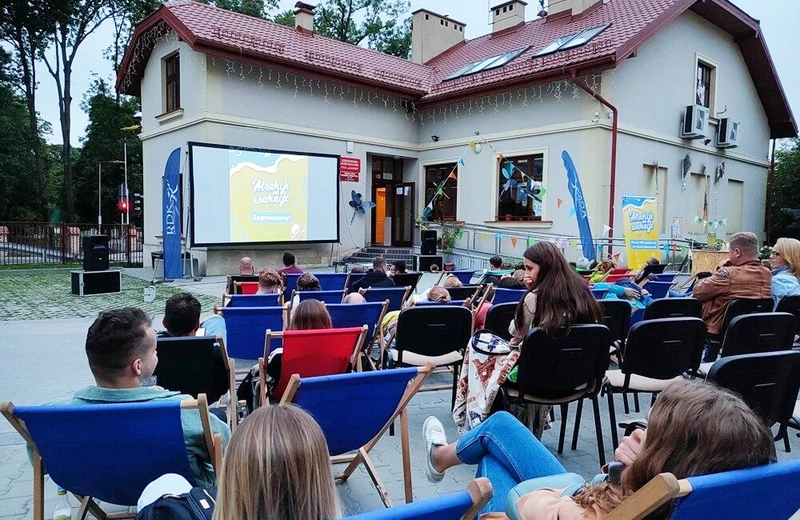 Kino pod gołym niebem na rzeszowskich osiedlach