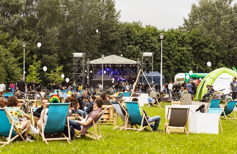 Chcą dać "drugie życie" niechcianym meblom. Nowa inicjatywa RDK w ramach "Reggae nad Wisłokiem"
