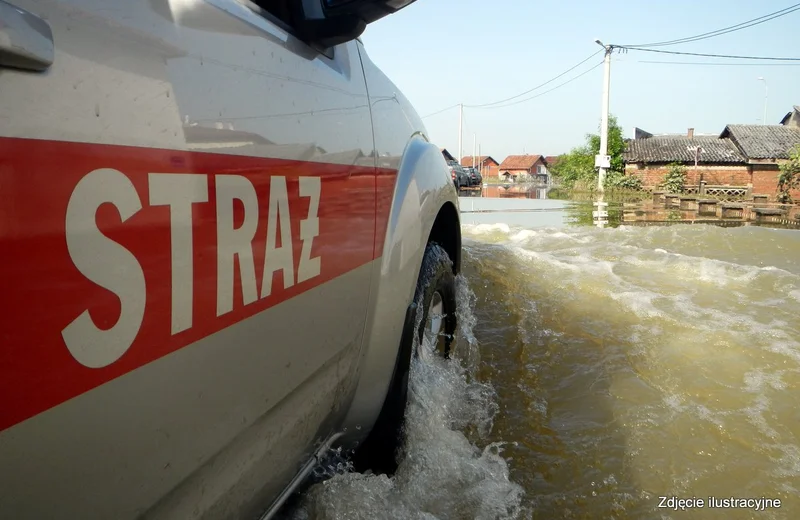Poranne burze i ulewy na Podkarpaciu, blisko 100 akcji strażaków. Nowe alerty IMGW