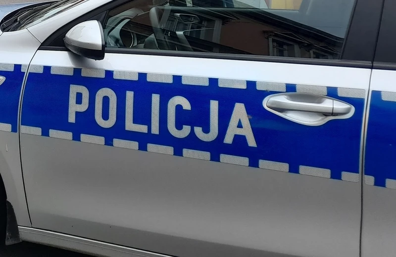 Utrudnienia na moście Olchowieckim w Sanoku. 88-latek wjechał w barierę energochłonną