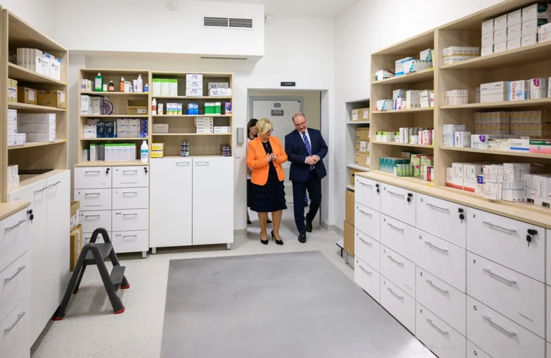 W szpitalu MSWiA otwarto nowoczesną aptekę i pierwszą w Rzeszowie Pracownię Żywienia Pozajelitowego