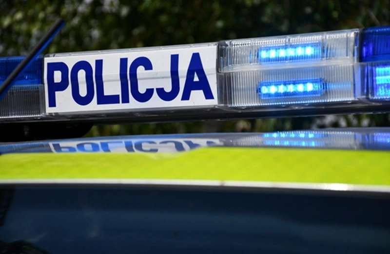 Zderzenie trzech pojazdów na DK9 w Majdanie Królewskim. Droga zablokowana