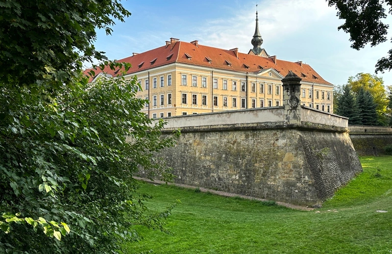 W wakacje jeszcze więcej możliwości zwiedzania rzeszowskiego Zamku
