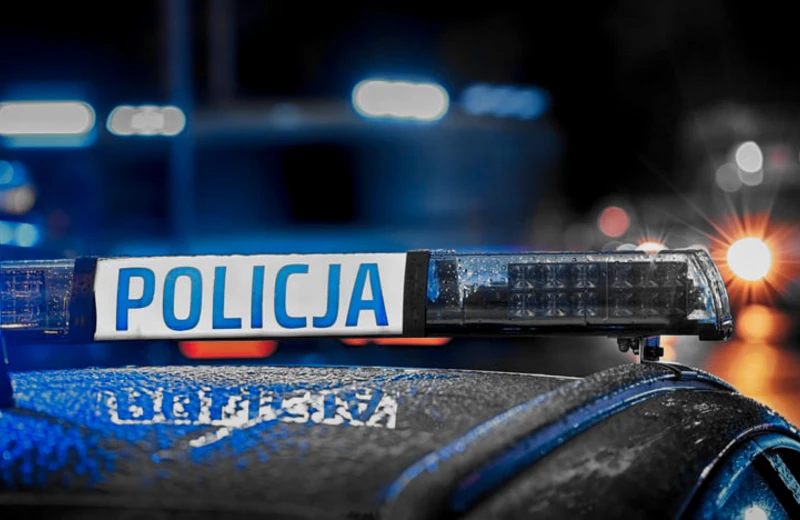 Nocny wypadek na autostradzie A4. Pojazdy zapaliły się, jedna osoba ranna