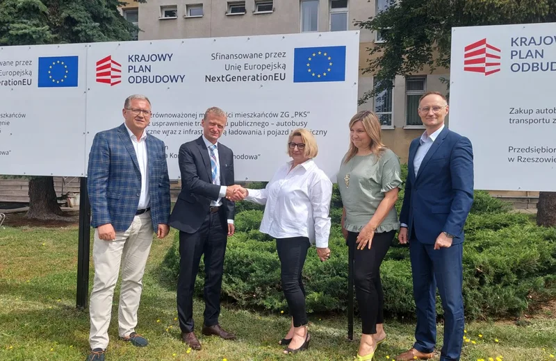 Nowoczesne „elektryki” dla ZG PKS. Podpisano umowę