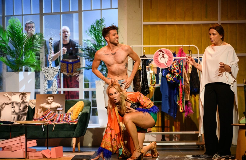 “Damski biznes” - jedna z najzabawniejszych komedii teatralnych we wrześniu w Rzeszowie