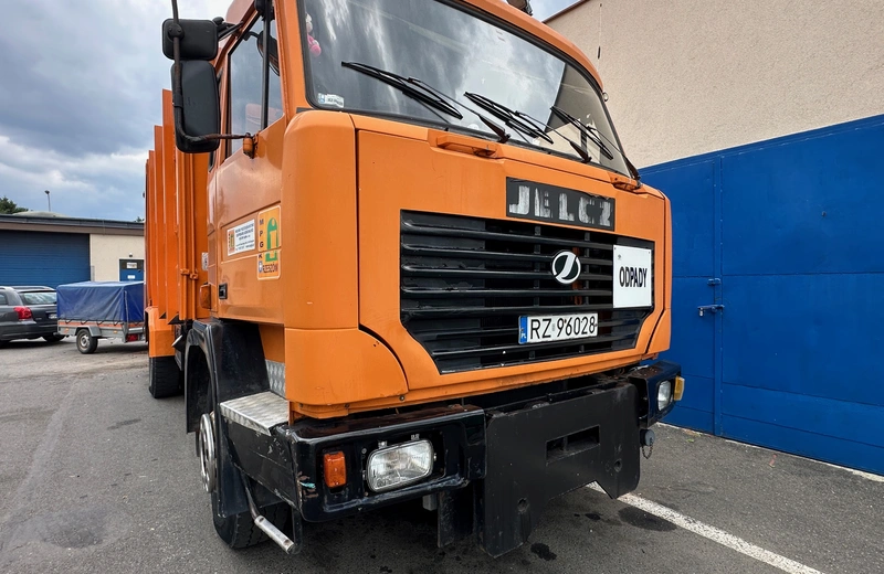 Uwaga mieszkańcy. Zmiany terminów odbioru śmieci w Rzeszowie