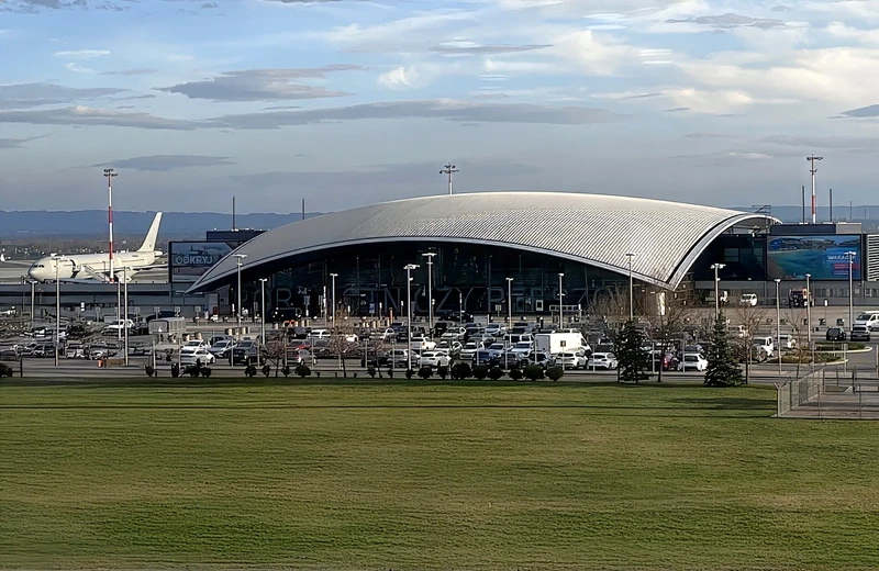 Lotnisko w Jasionce bardzo dobrze oceniane przez pasażerów