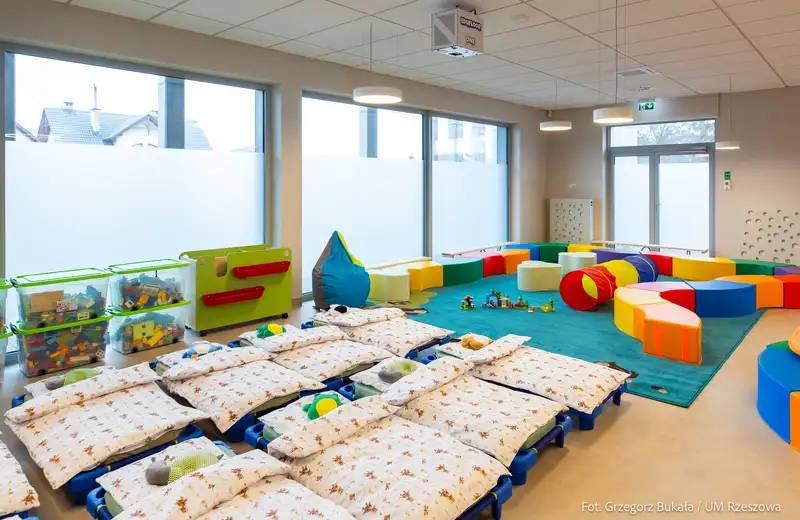 Otwarto nowy żłobek w Rzeszowie. Przybyło 190 miejsc dla maluchów [ZDJĘCIA]