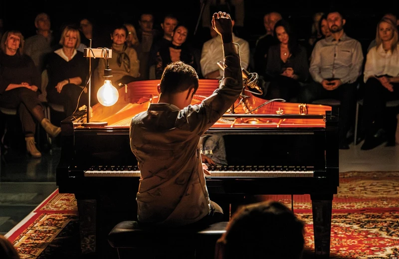 Maciej Tubis zagra Chopina na nowym fortepianie. Wyjątkowy koncert w WDK