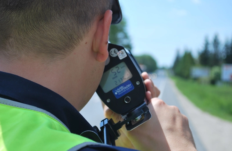 Więcej policjantów na drogach w weekend majowy