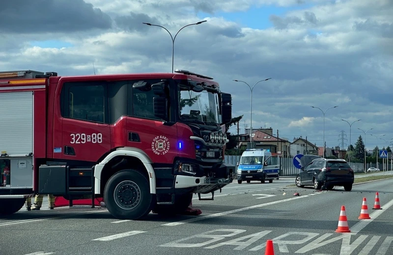 Śmiertelny wypadek na al. Sikorskiego. Motocyklista zginął na miejscU