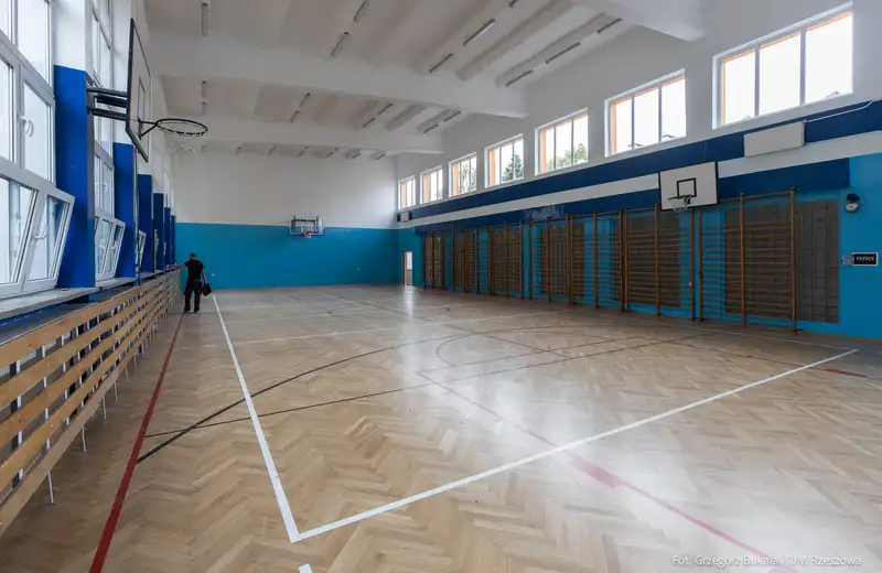 Blisko 2,9 mln zł na wakacyjne remonty w rzeszowskich szkołach i przedszkolach