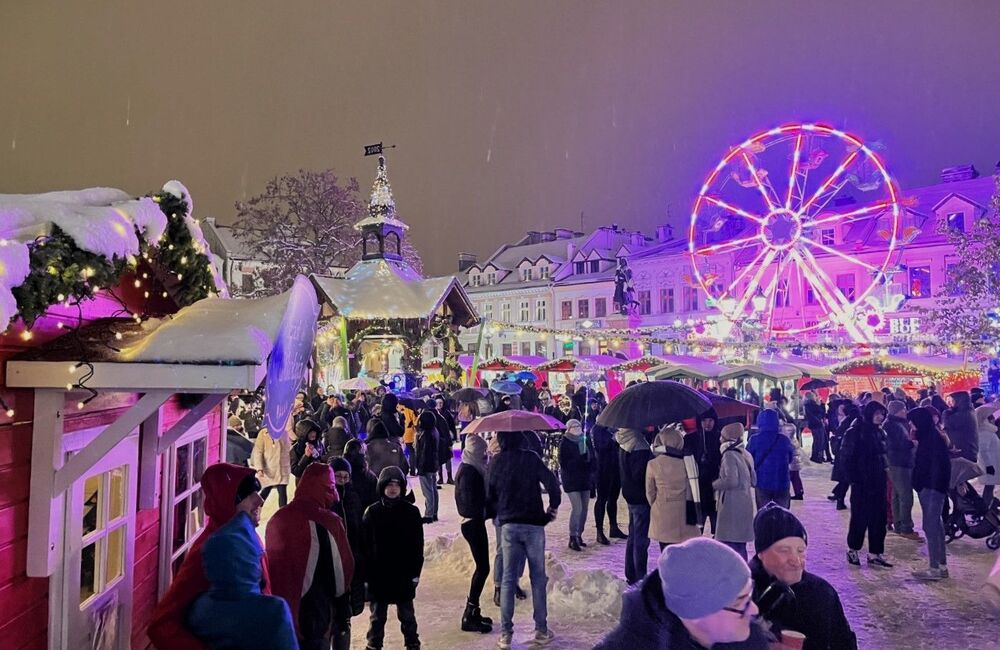Weekend w Świątecznym Miasteczku [15.12 - 17.12.2023]