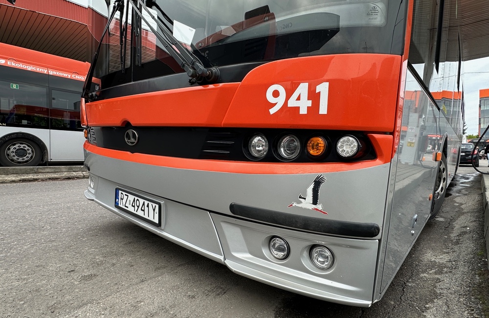 Roboty drogowe na al. Armii Krajowej. Zmiany trasy autobusów linii 6 i 14