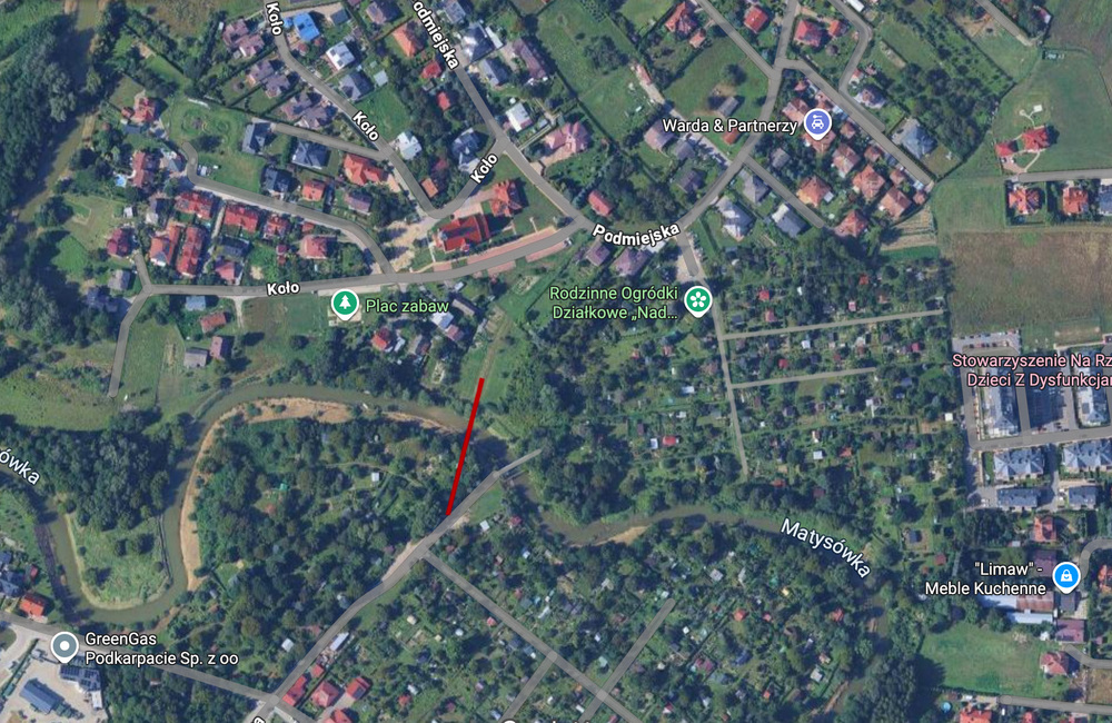 Mapka z zaznaczonym czerwoną kreską miejscem, w którym powstanie nowa kładka / UM Rzeszowa