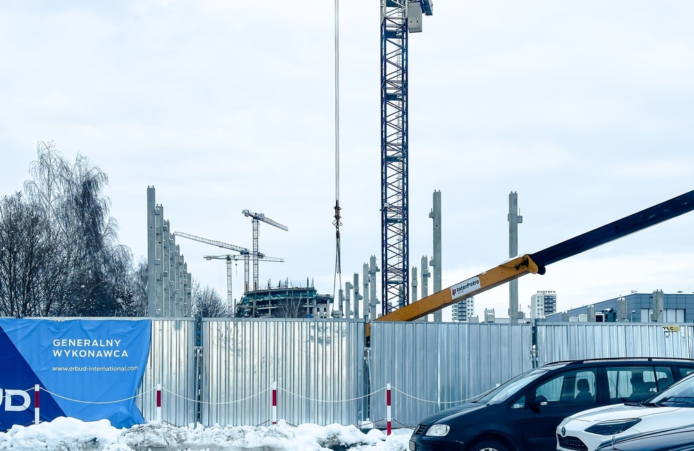 Budowa parkingu z lądowiskiem przy KSW nr 2 w Rzeszowie - fot. ViC / RESinet.pl