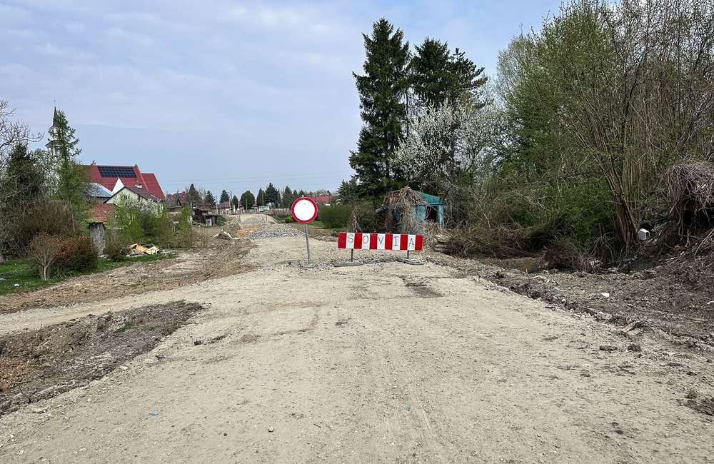 Budowa kładki na osiedlu Drabinianka / fot. RESinet.pl