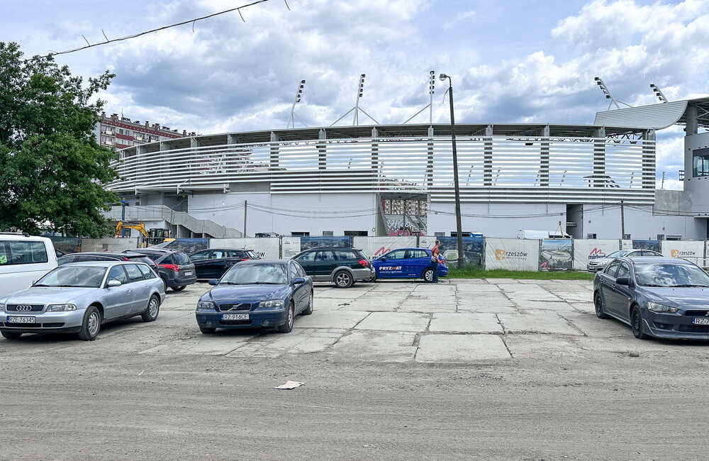 Budowa PCLA przy ul. Wyspiańskiego, fot. ViC / RESinet.pl